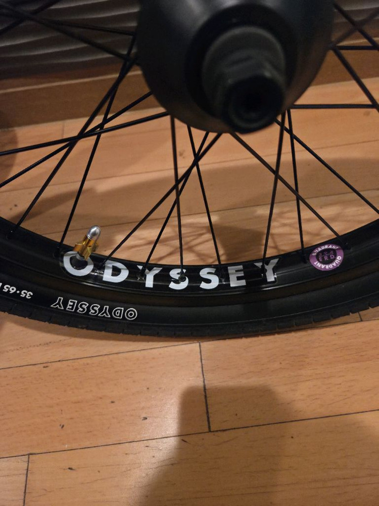 bmx 오디세이 쿼드란트 프리코스터 휠셋 이미지