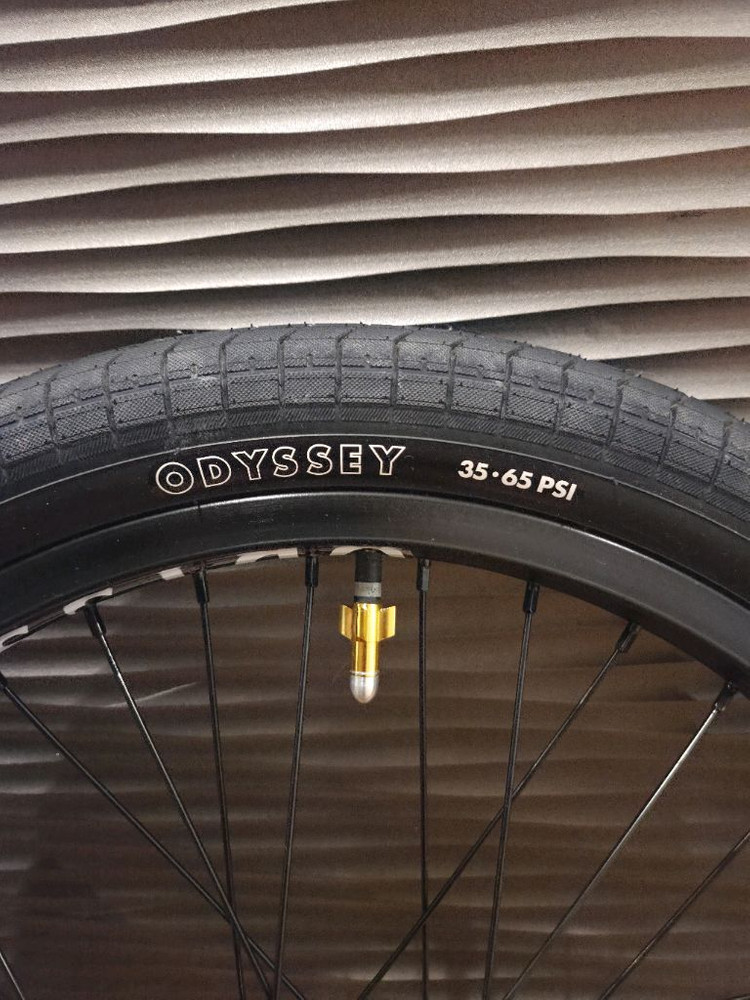 bmx 오디세이 쿼드란트 프리코스터 휠셋 이미지