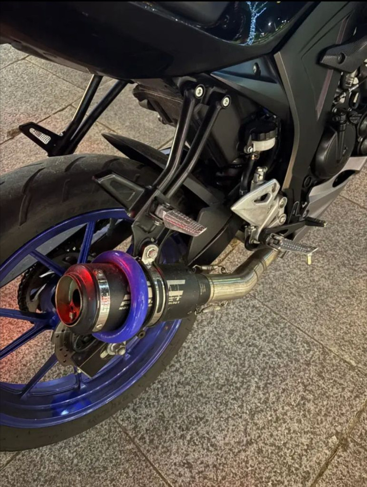 스즈키 GSX-S125 이미지