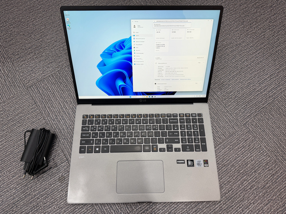 LG 그램 17인치 i7 / RAM 40GB / SSD 2TB 초경량 업무용 노트북 압도적 사양 판매합니다 이미지