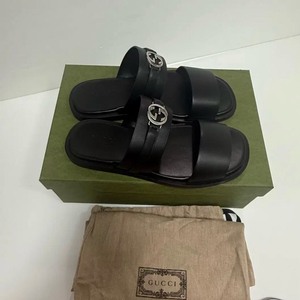 구찌 남성 gg 샌들 gucci 이미지