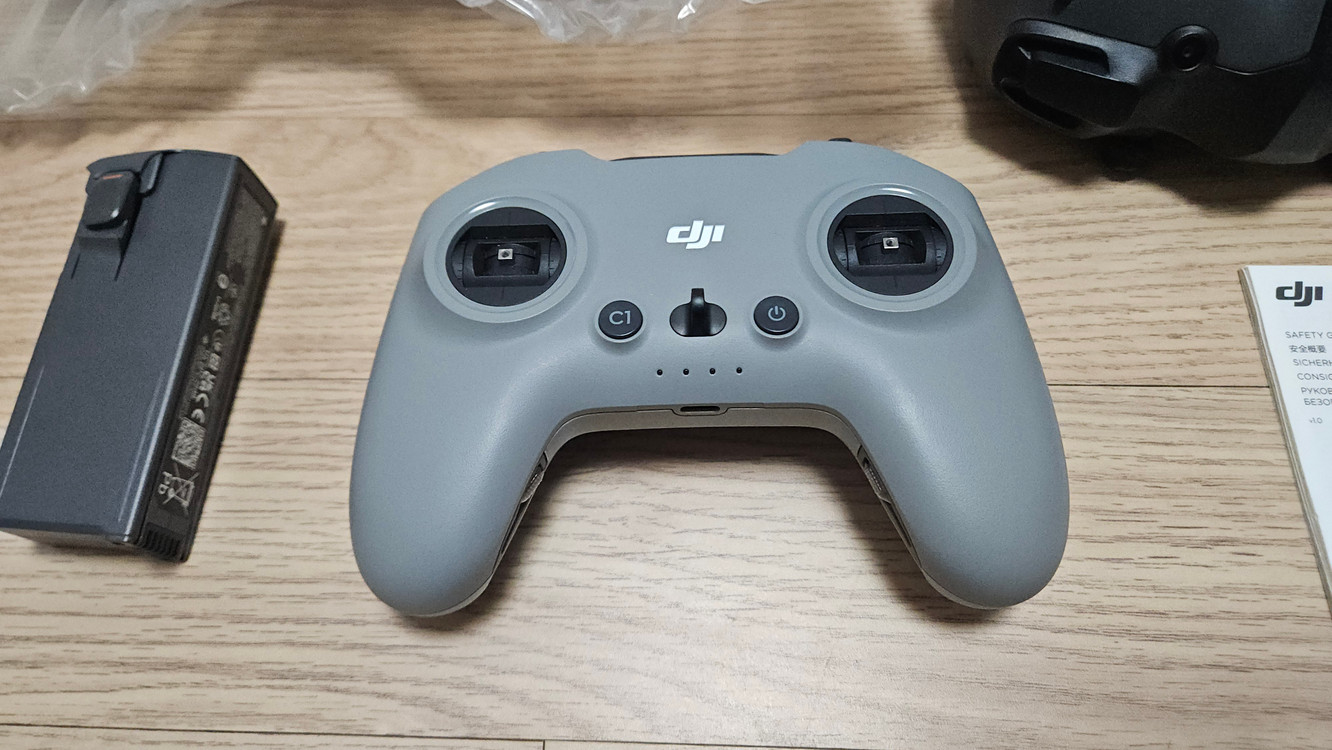 DJI 아바타2(기체 미개봉, 배터리 2개, 조종기3) 넘깁니다 [ AVATA2, 레이싱 드론 ] 이미지