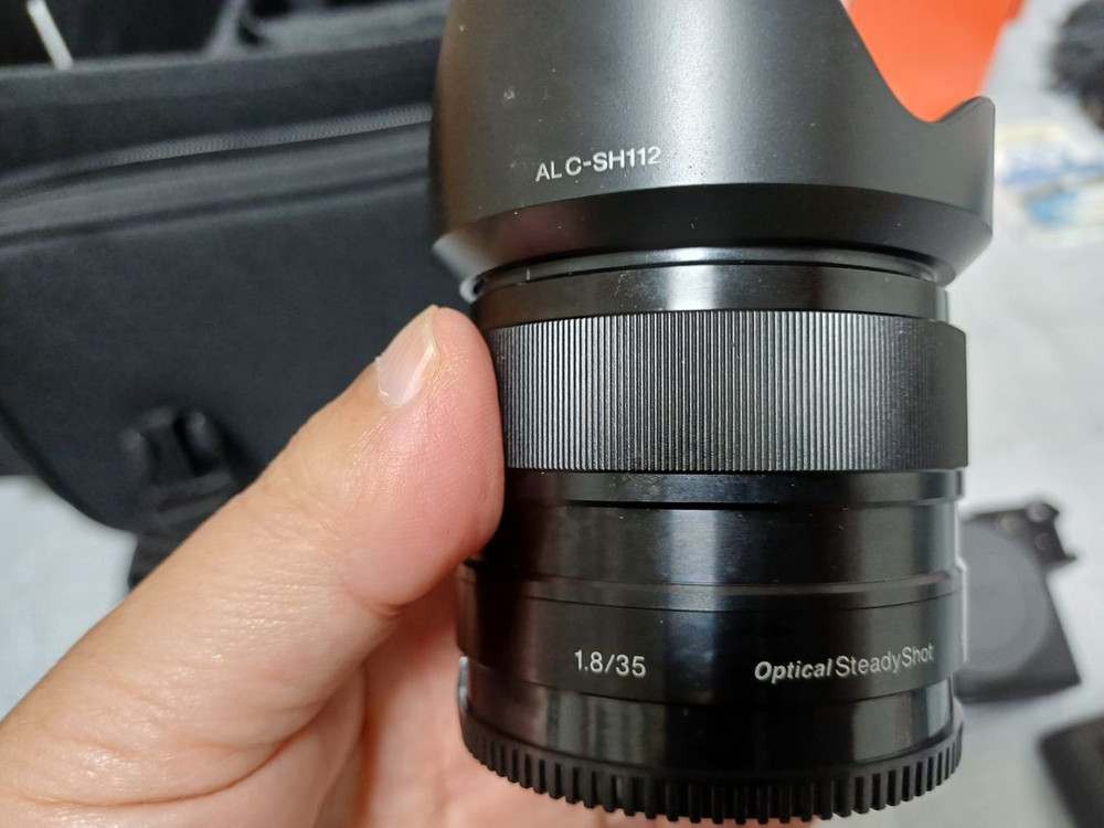 소니 SONY A6400 + SELP1650렌즈 + SEL35F18렌즈 + 기타 악세사리 포함 미러리스 카메라 이미지