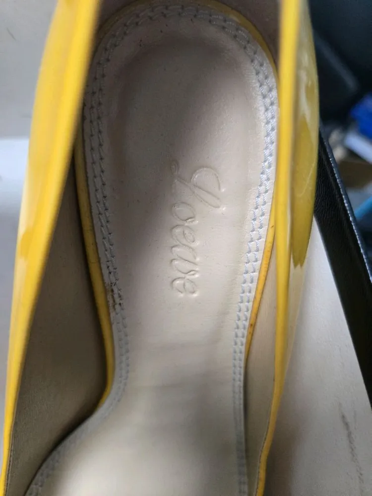 LOEWE 옐로하이힐235 이미지