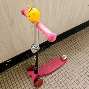 유아용 킥보드 팝니다 이미지
