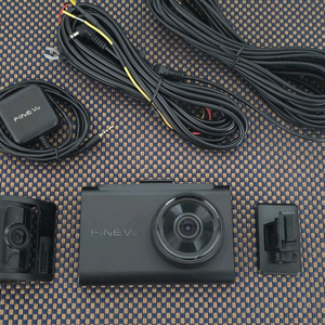 파인뷰 X6 NEW 블랙박스 (32GB, GPS) 이미지