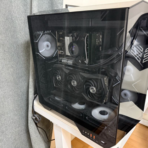 풀고사양 하이엔드급 PC 본체 모니터 키보드 마우스 풀셋 판매합니다 싸게 넘겨요 이미지