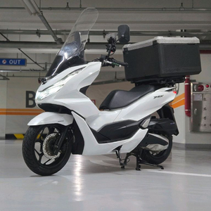 22년식 PCX125 스쿠터 블박에 열선까지 풀세팅 이미지