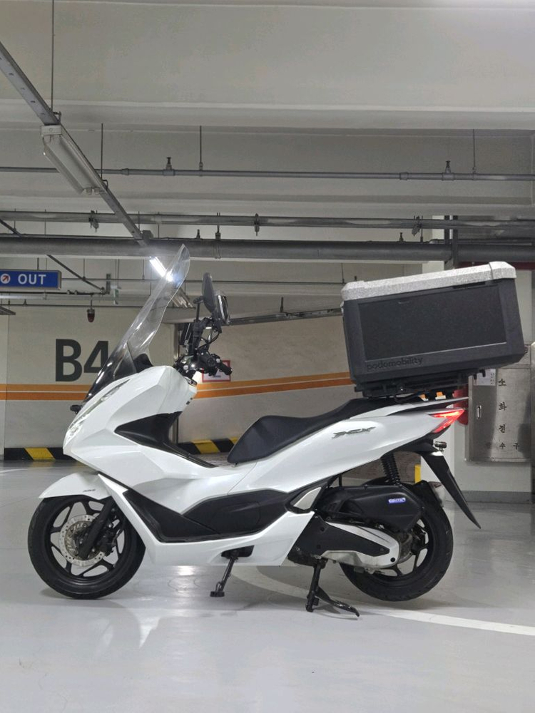 22년식 PCX125 스쿠터 블박에 열선까지 풀세팅 이미지