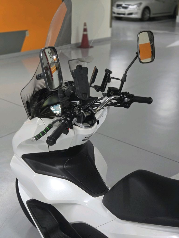 22년식 PCX125 스쿠터 블박에 열선까지 풀세팅 이미지