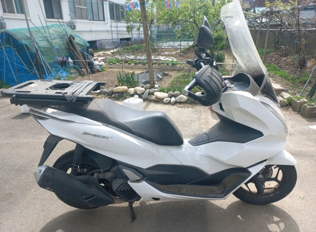 125cc 스쿠터 이미지