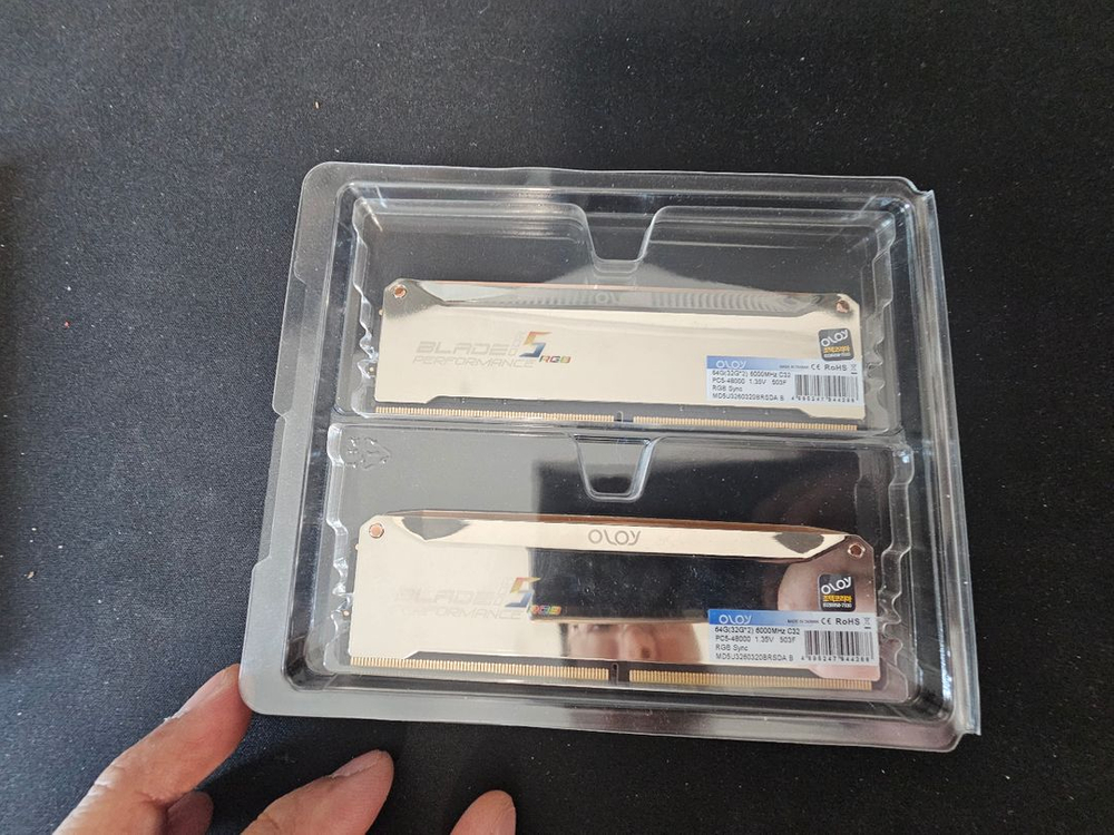 [직거래 교환] DDR5-6000 CL32 64GB(32Gx2) -->ddr5 16x2 두셋트 이미지