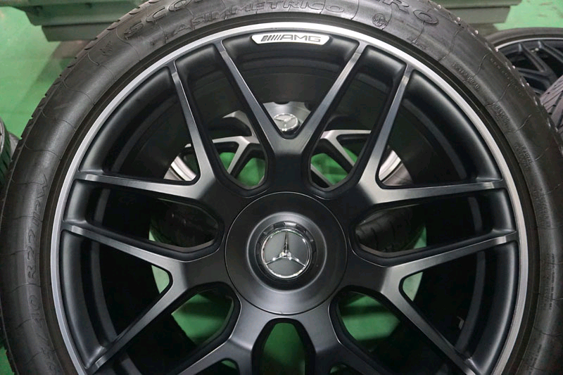 벤츠 지바겐 G63 AMG 에디션 22인치 정품 중고 휠 타이어 세트. 이미지