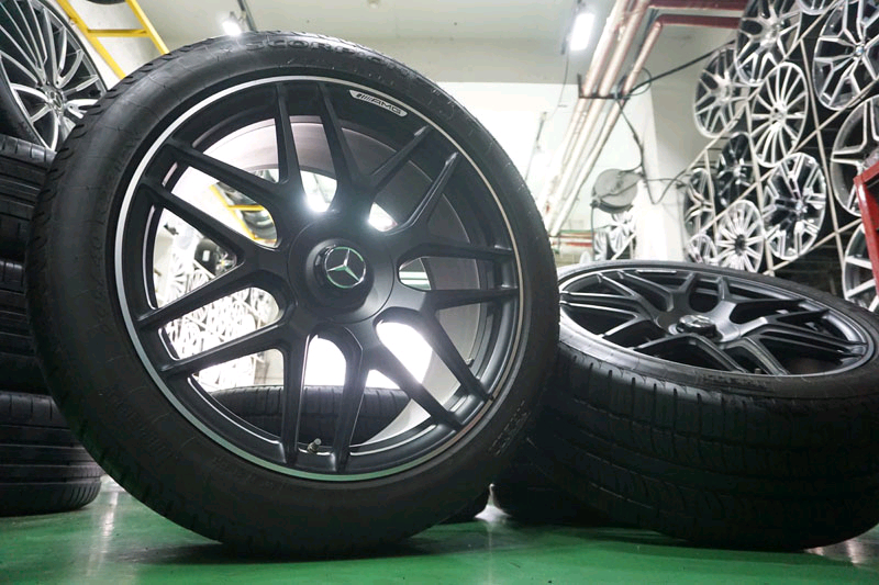 벤츠 지바겐 G63 AMG 에디션 22인치 정품 중고 휠 타이어 세트. 이미지