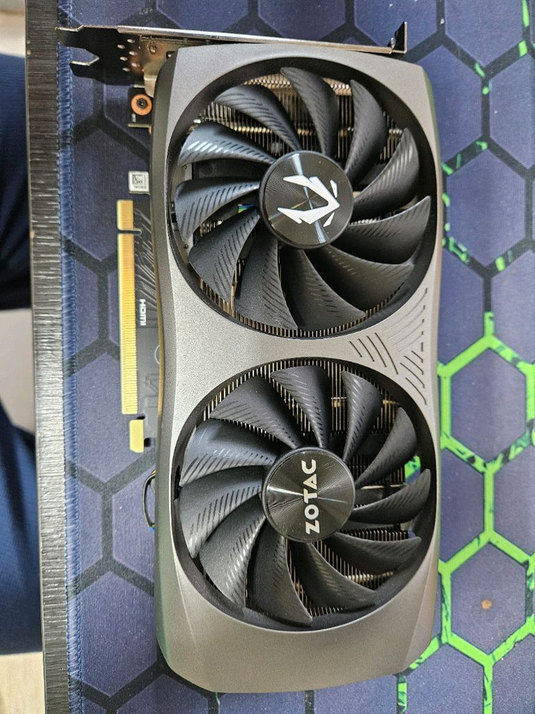 RTX 4060Ti 조택 그래픽 이미지