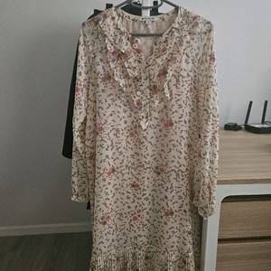 써스데이아일랜드 원피스 이미지
