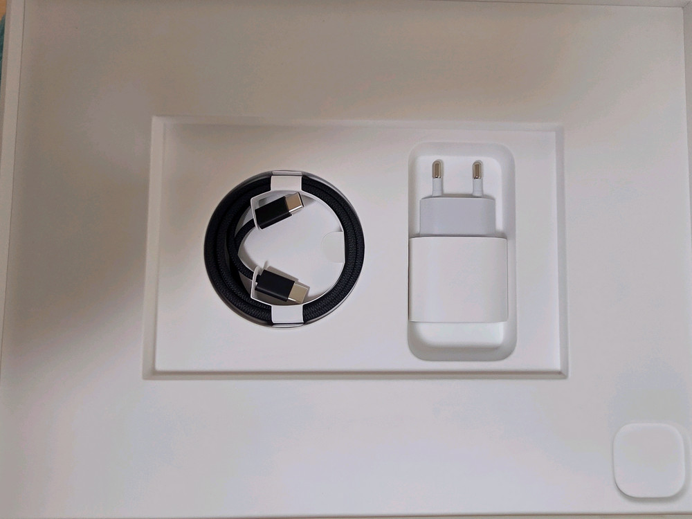 아이패드프로 M5 13인치 셀룰러 블랙 256GB 이미지