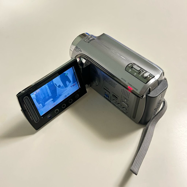 JVC Victor GZ-HD230 실버 빈티지 캠코더 이미지