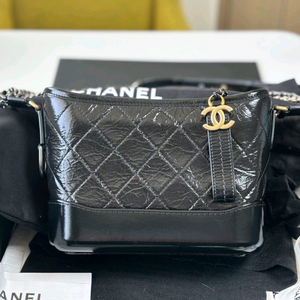 샤넬 가브리엘 호보백 스몰 유광제품 판매해요 이미지