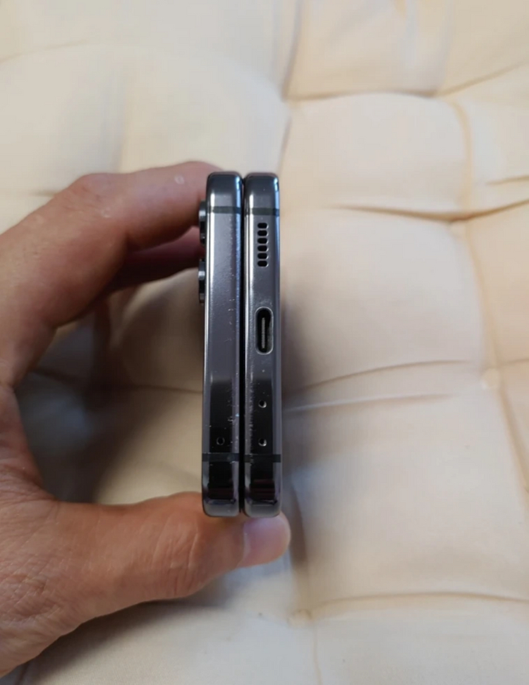 S급 ㅡ 갤럭시 Z플립5 256GB + 새케이스 이미지