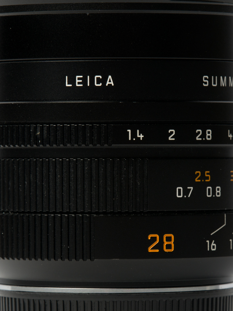 라이카 주미룩스 Leica Summilux-M 28mm 1:1.4 이미지
