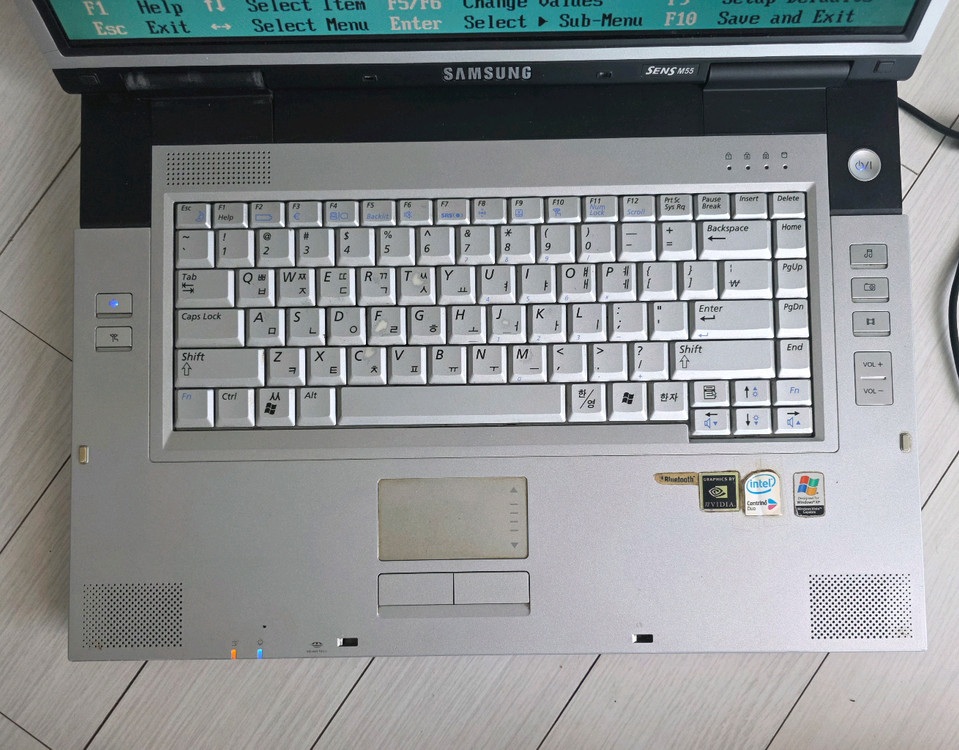 오래된 골동품 삼성 17인치 노트북 SENS M55 이미지