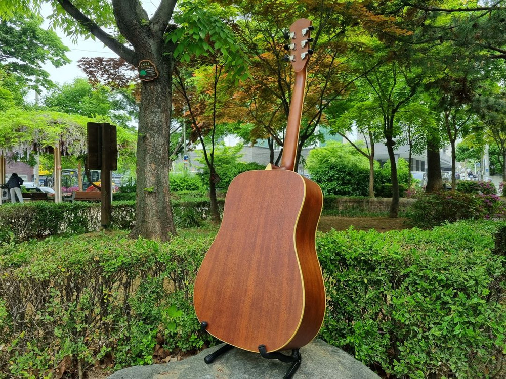 입문용 통기타 인기제품 데임 기타 판매합니다 이미지