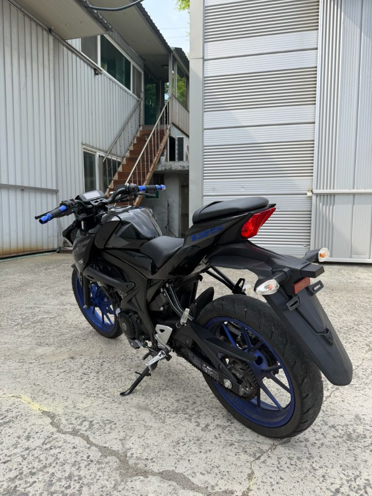gsx-s125 21년식 오토바이 이미지