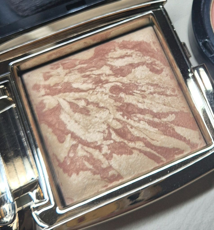 화장품 정리) 블러셔 모음 - 아워글래스 브릴리언트 누드, 로라 메르시에 진저, ysl 이미지