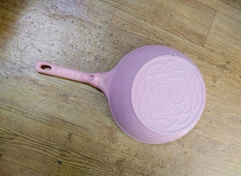 [햄튼 Hamptons] 벤타니 인덕션 겸용(IH) 세라믹 티타늄 코팅 궁중팬 28cm(HTV-V28W) 미사용 이미지