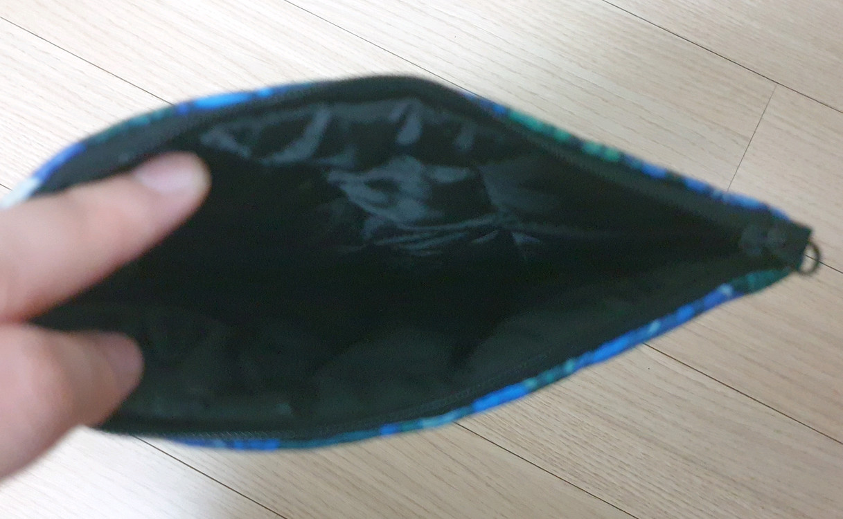 도밍 작가님 야상곡 작약 파우치 이미지