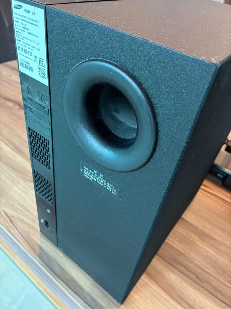 [거의 신품급] 삼성 사운드바 HW-J450/KR + 서브우퍼 세트 (구성품 완비/미사용 보관) 이미지