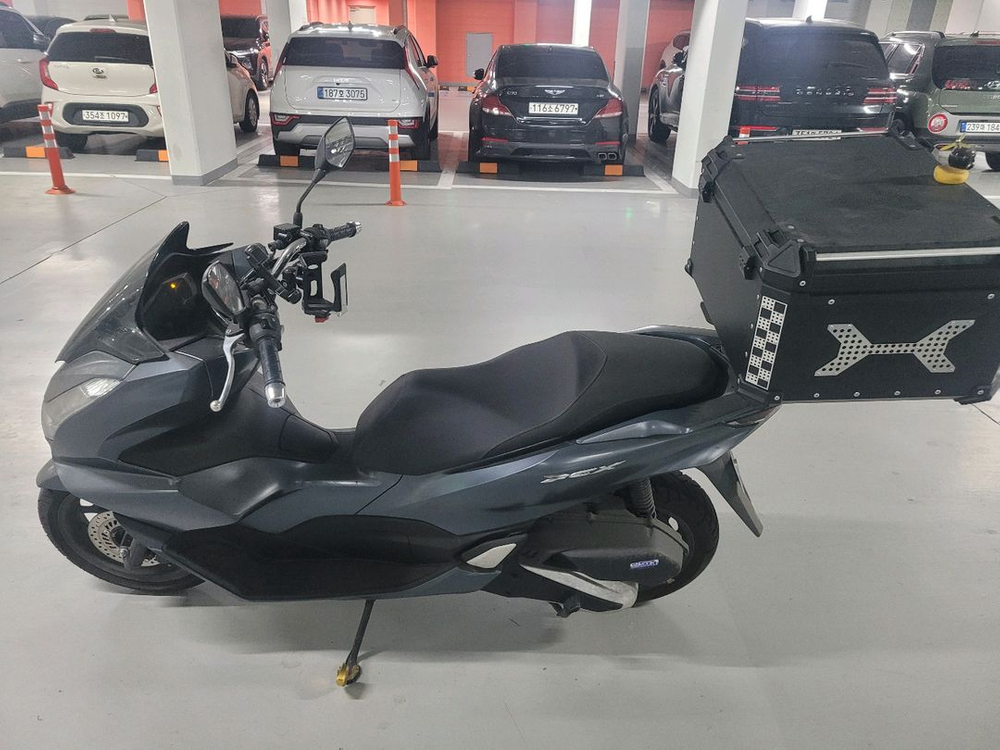 125cc 스쿠터 이미지
