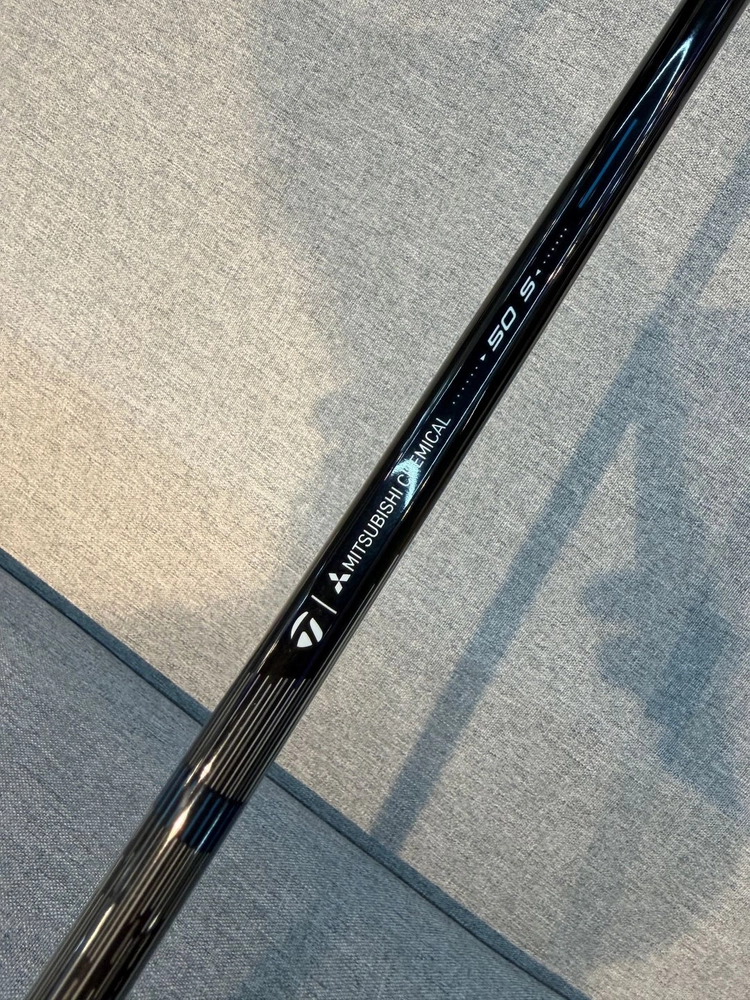 테일러메이드 Qi4D max 10.5도 드라이버 50S 이미지