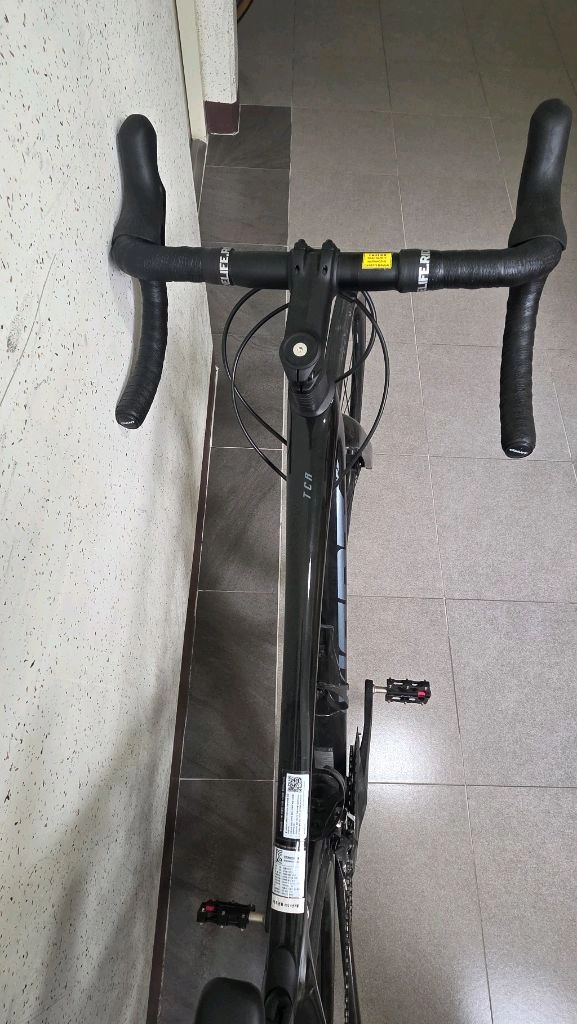 2022 자이언트 tcr 어드밴스 2 로드 디스크 이미지