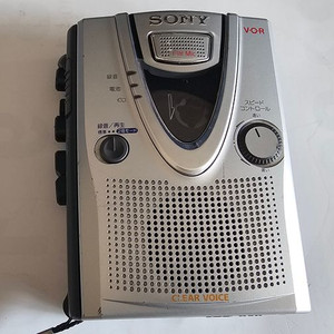 SONY TCM-400 워크맨 작동품 이미지