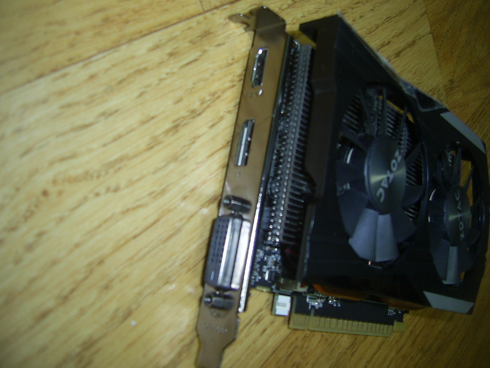 조탁 GTX 1050ti-4G 그래픽카드(무전원) 이미지
