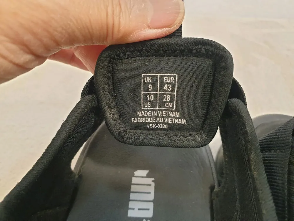 푸마 블랙 샌들 280 이미지