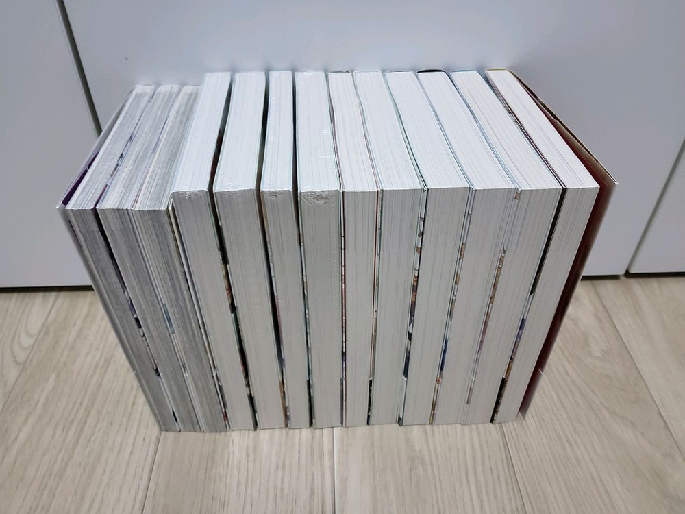 외톨이 흡혈공주의 고뇌 1-10권 + 코믹스 1-3권 (일부 미개봉) 이미지