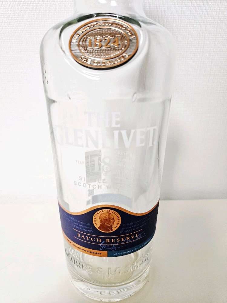 더글렌리벳 18년산 양주 whisky 공병 빈병 술병 이미지
