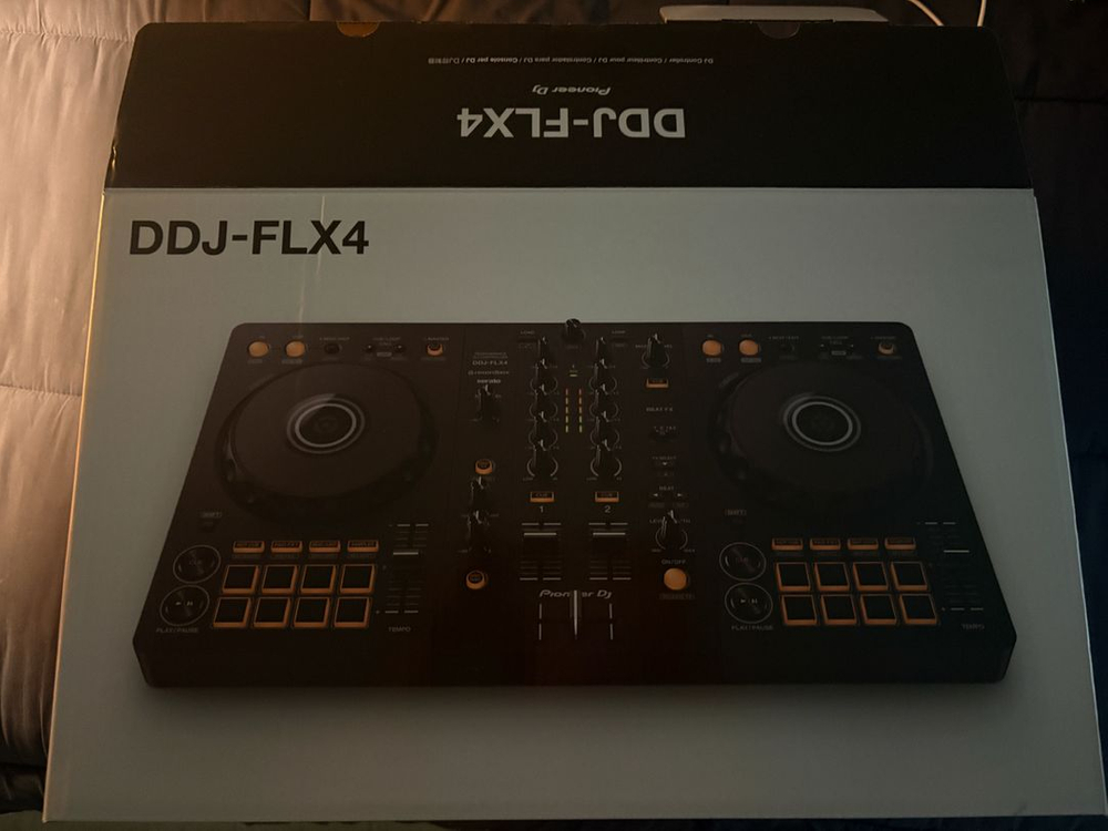 DDJ FLX4 DJ 컨트롤러 이미지