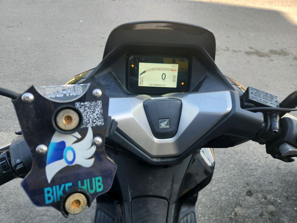 25년 PCX125 1만키로 미만 판매합니다. 이미지