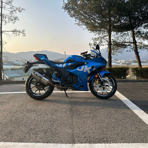 스즈키 gsx r125 2023년식 RCB백스텝 [개인] (대차0) 이미지