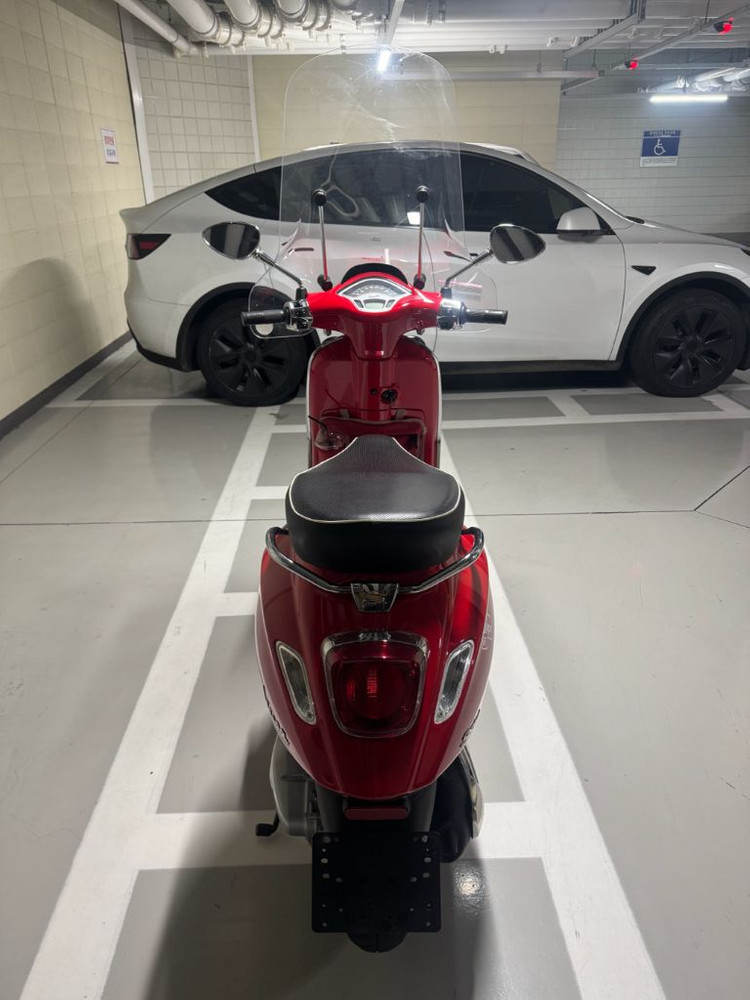 125cc 스쿠터 이미지