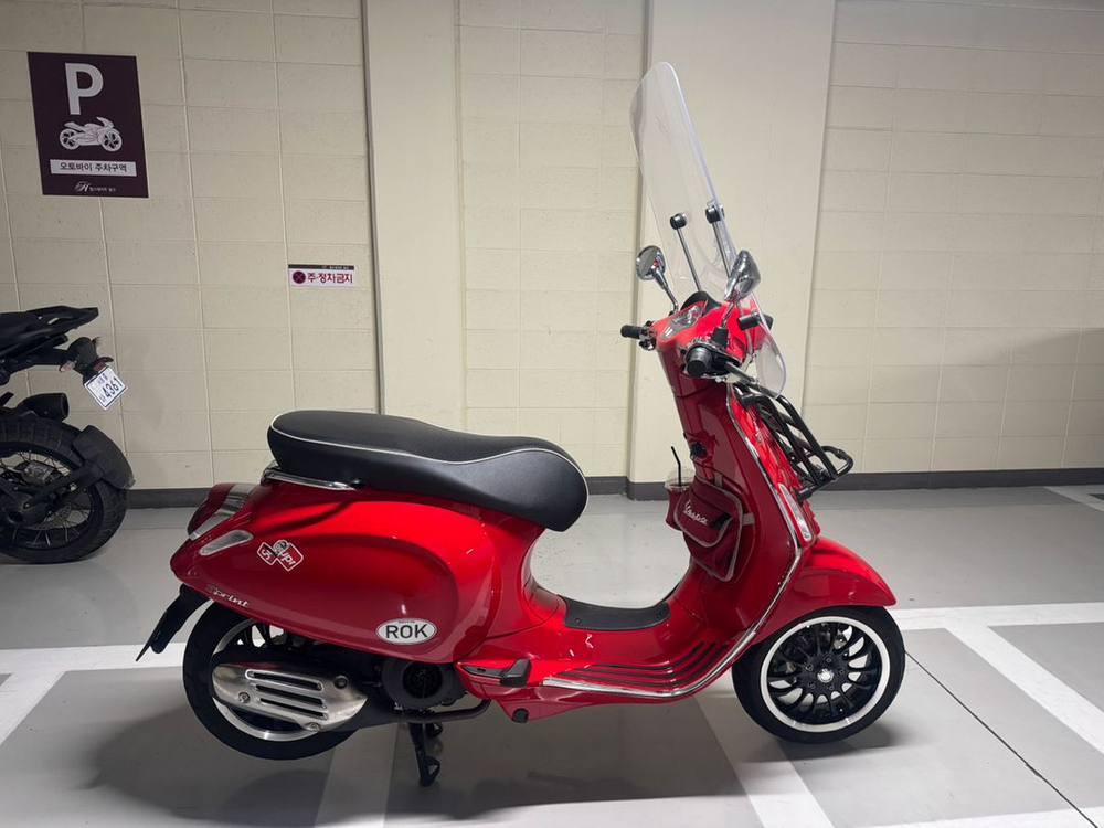 125cc 스쿠터 이미지