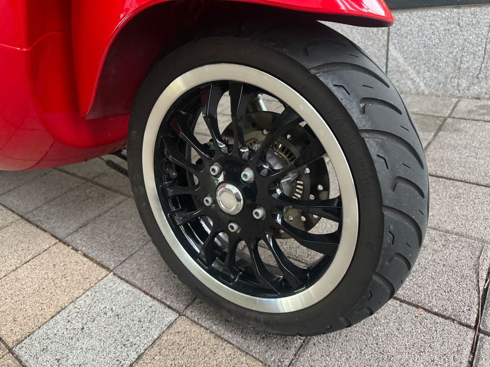 125cc 스쿠터 이미지