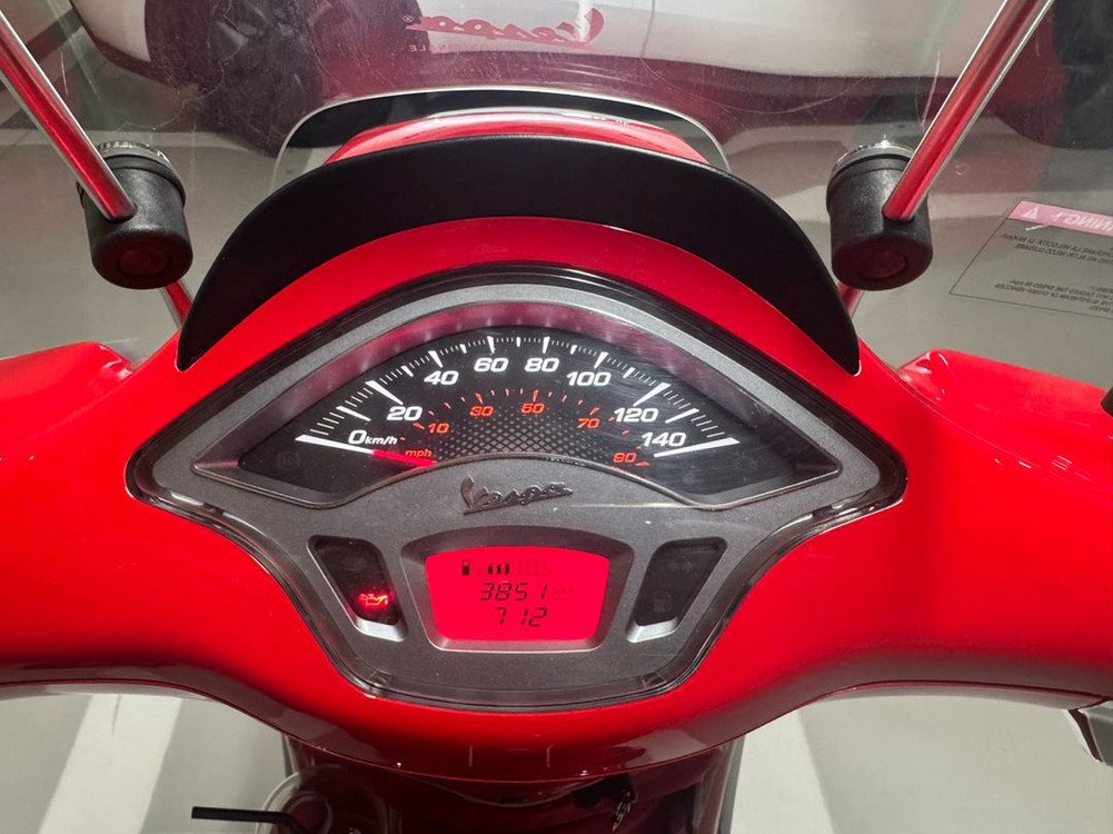 125cc 스쿠터 이미지