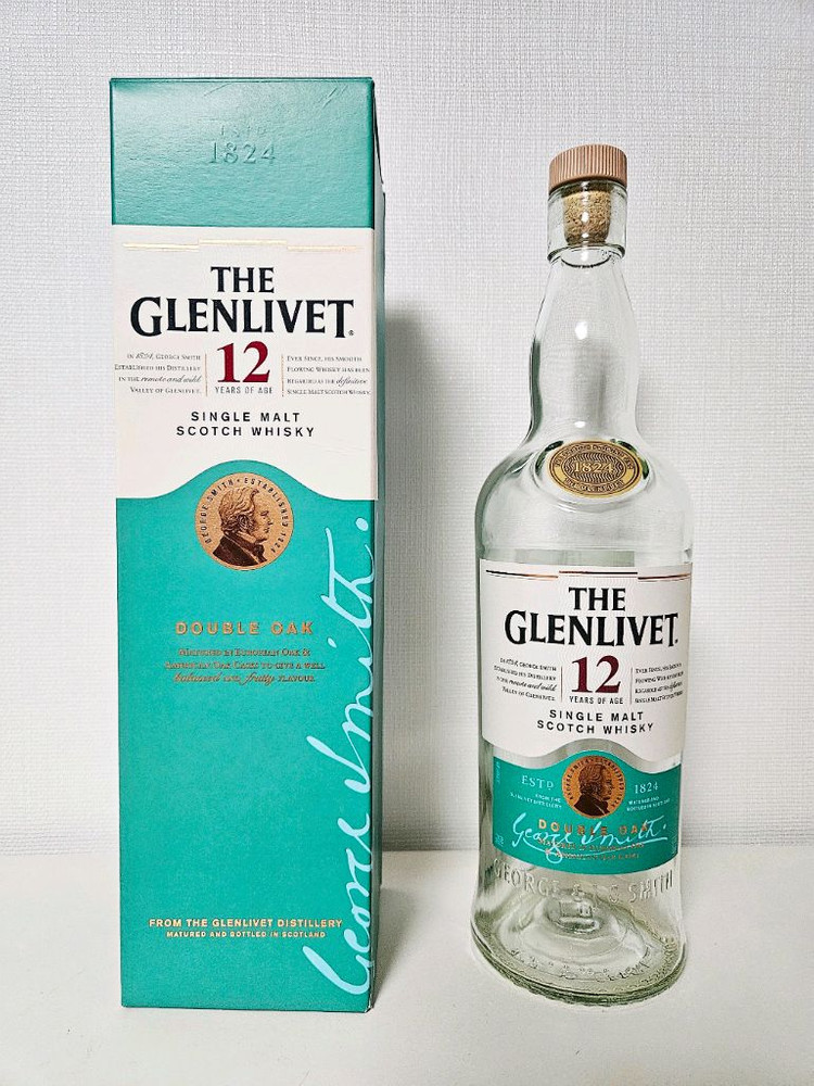더 글렌리벳 12년산 양주 whisky 공병 빈병 술병 이미지