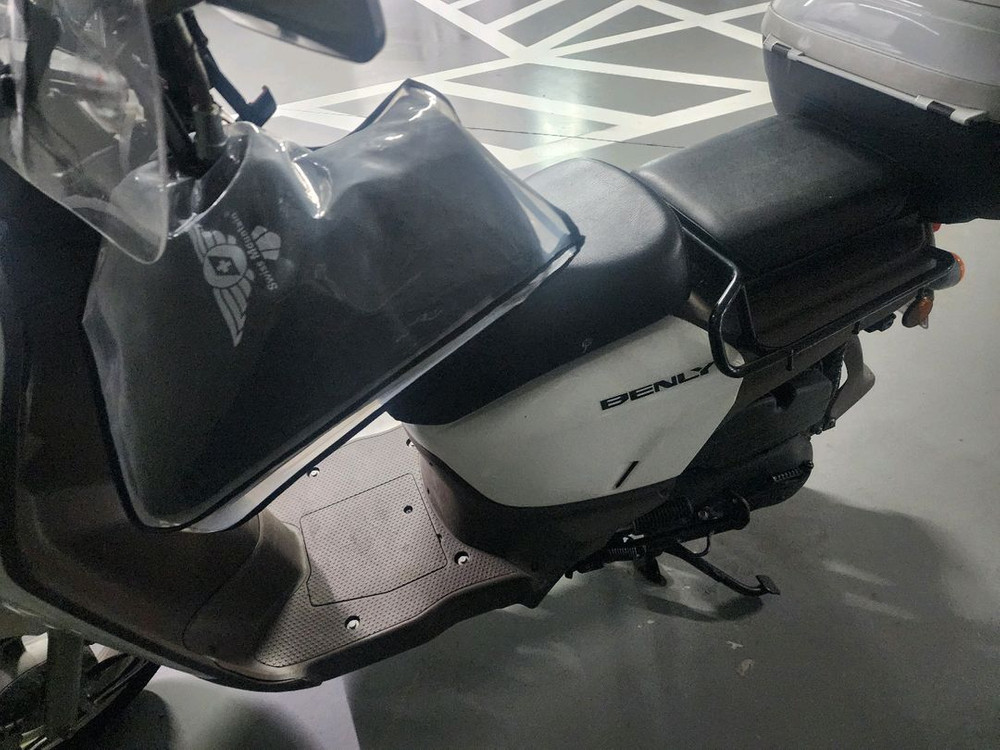 125cc 스쿠터 이미지