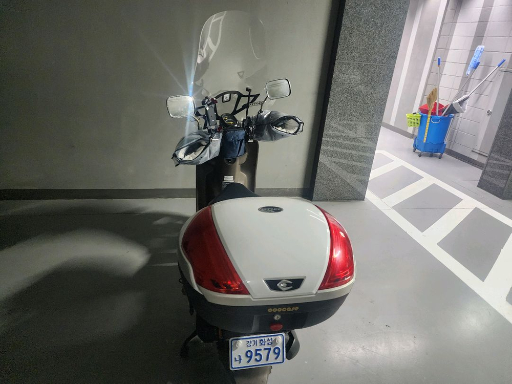 125cc 스쿠터 이미지